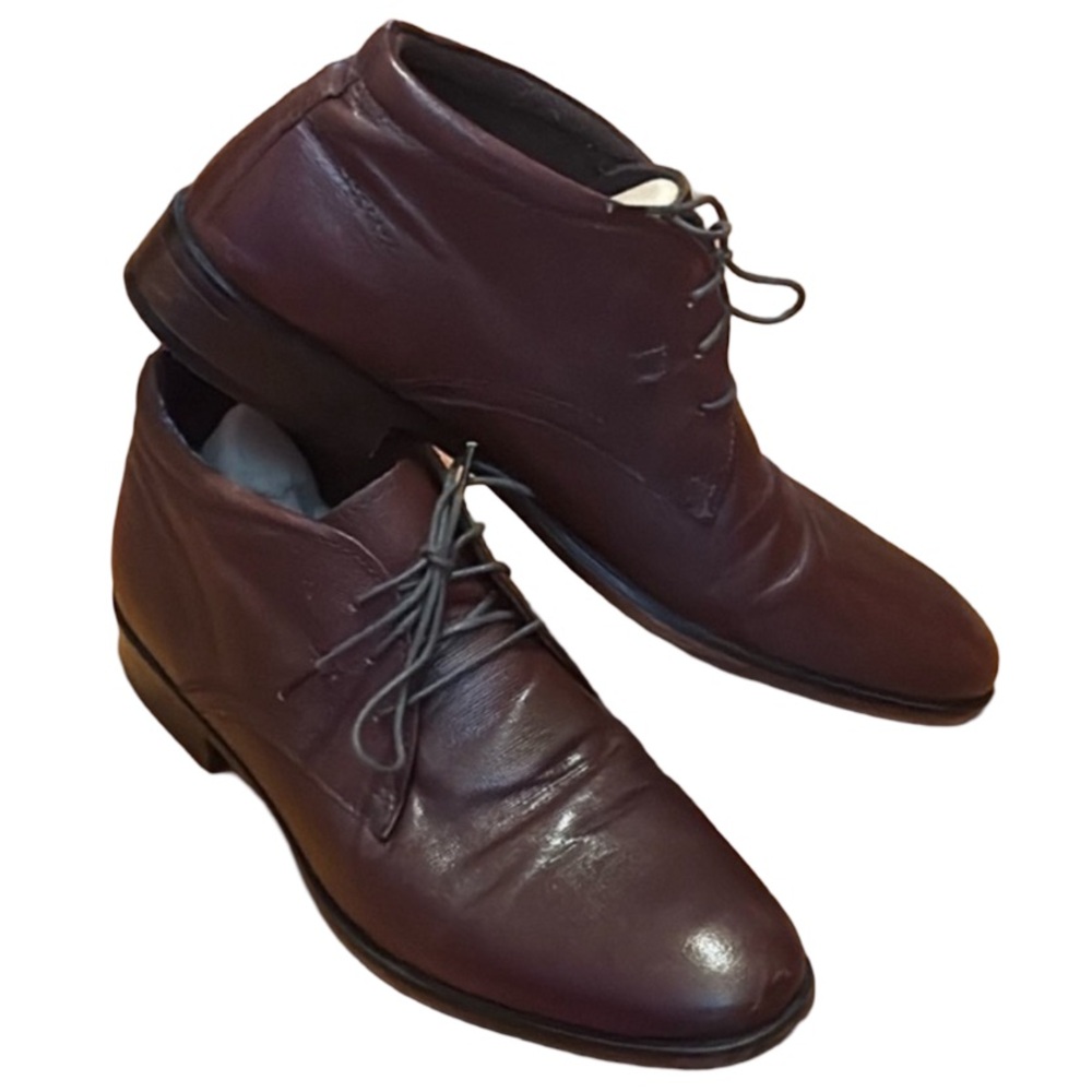 Red Tape Textured Leather Ankle Chukka Boots Men’s 9